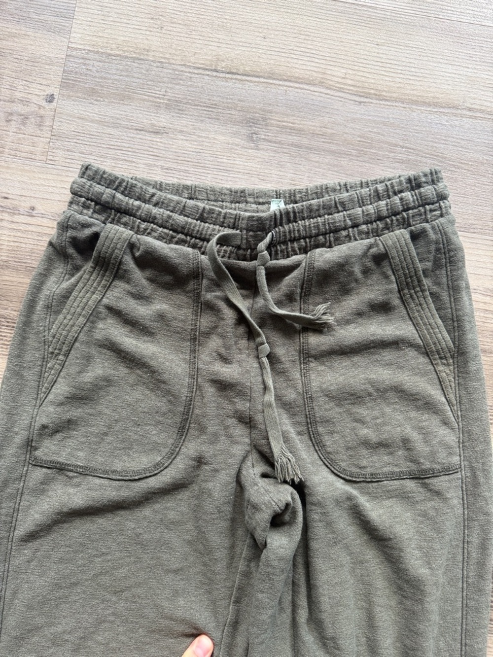 Saturday Sunday by Anthropologie green medium textured knot joggers - Picture 3 of 4